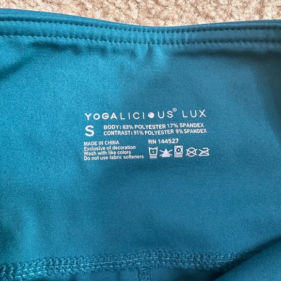 NWT Yogalicious Lux Shorts Teal NWT Size S 5" Inseam - Picture 5 of 9